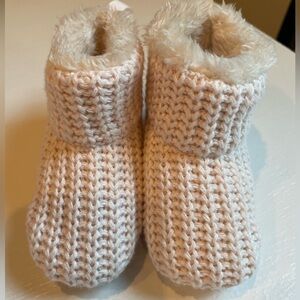 Baby Gap 6-12 month winter bootie
